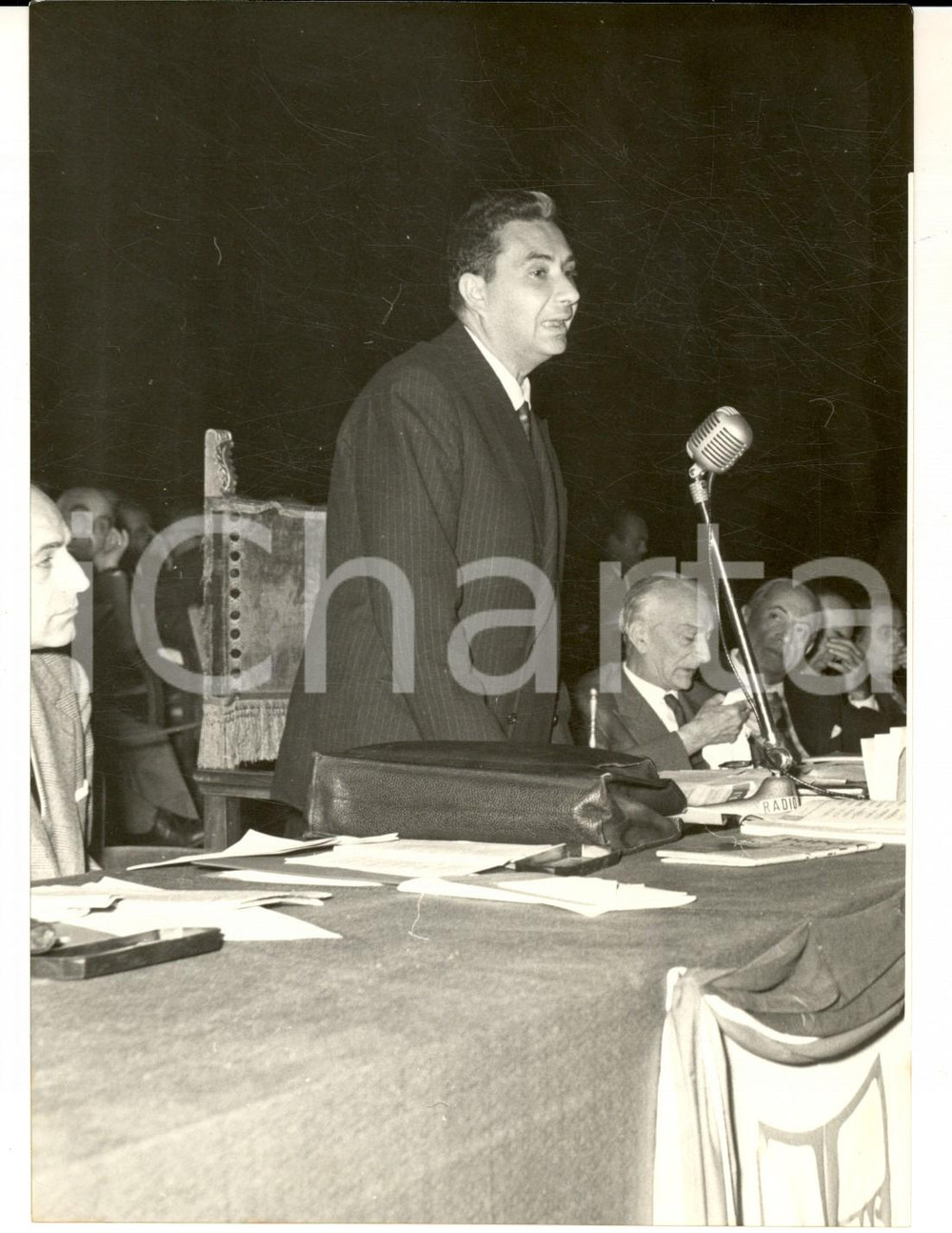Fotografia d epoca originale 1959 FIRENZE Congresso DC  Aldo MORO al tavolo della presidenza Foto 14x18 1