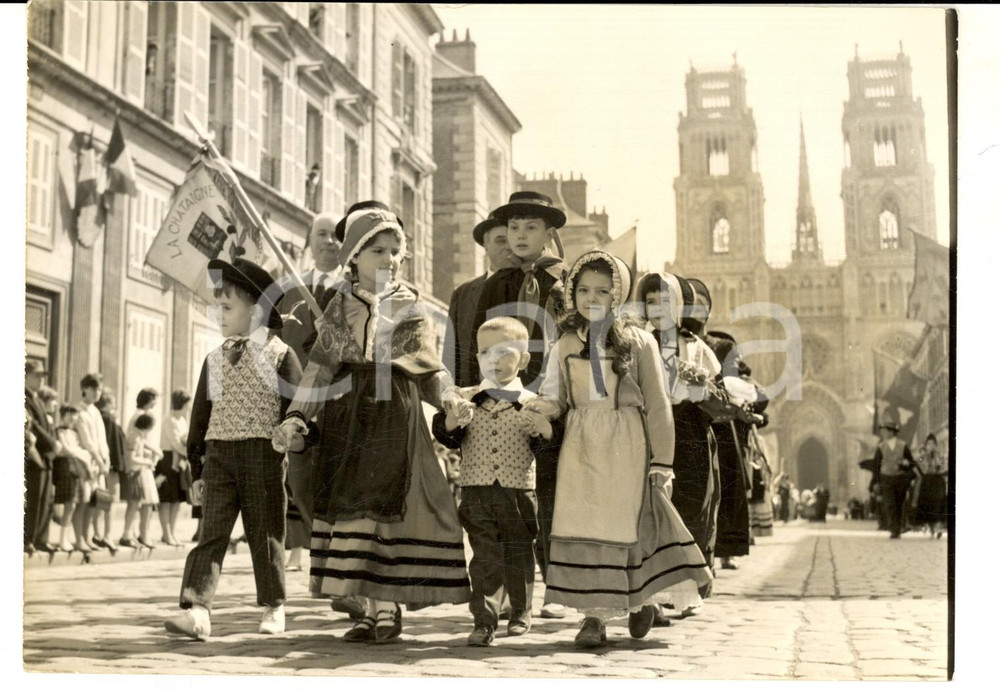 Fotografia d epoca originale 1963 ORLEANS FÃªtes de Jeanne d Arc  DÃ©filÃ© des Provinces franÃ§aises Photo 1