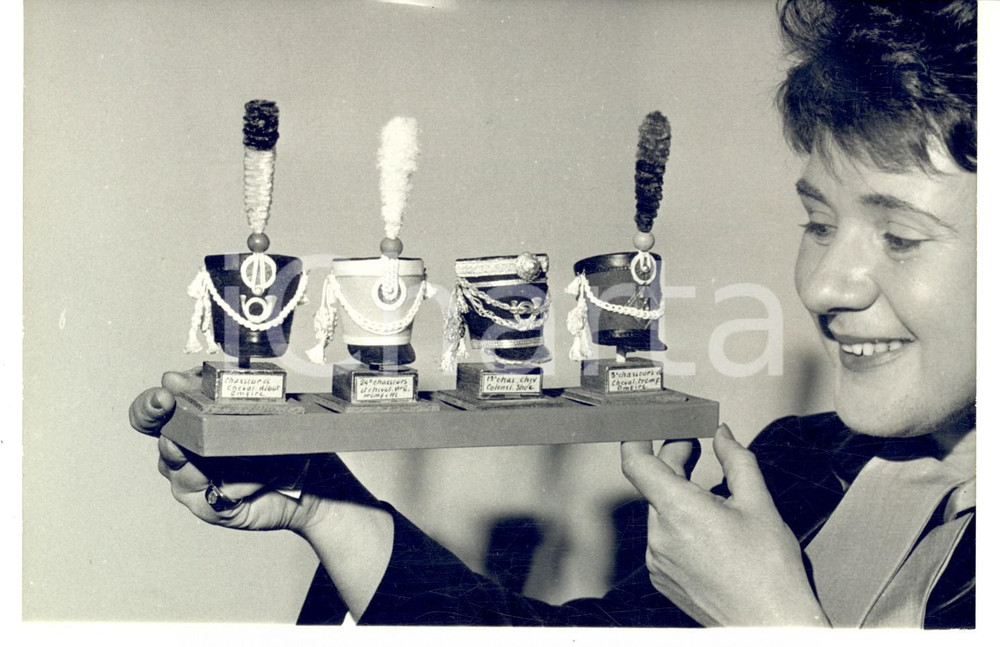 Fotografia d epoca originale 1961 PARIS MUSEE DE LA MARINE Exposition miniatures historiques Photo 18x12 cm 1