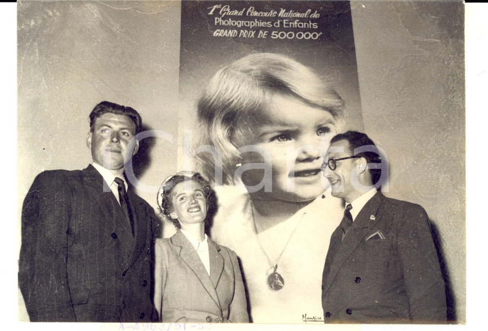 Fotografia d epoca originale 1953 PARIS BiÃ©nalle de la Photo  LHEUREUX gagne 1er prix photo de bÃ©bÃ© Photo 1