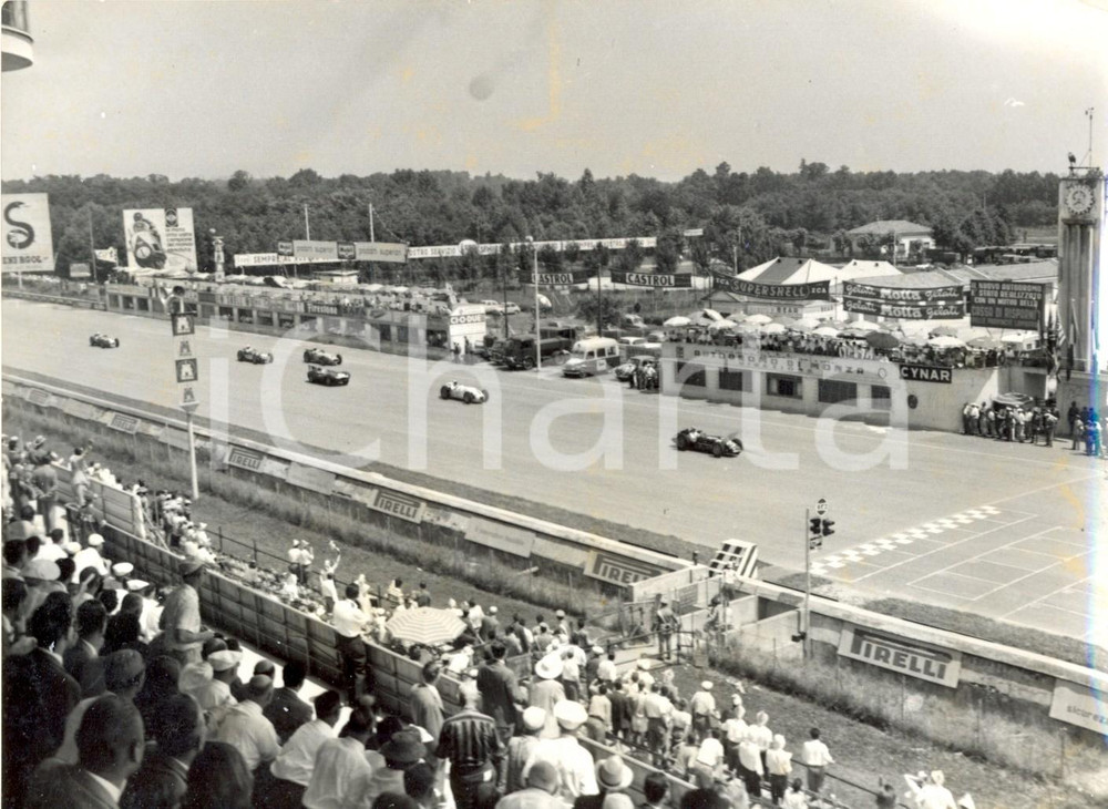 1957 AUTOMOBILISMO MONZA 500 MIGLIA Una fase della gara - Foto 18x13 cm 