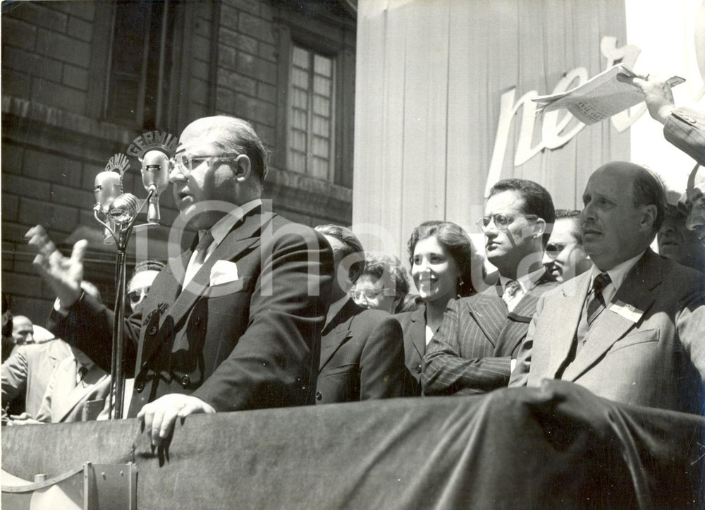 Fotografia d epoca originale 1953 ROMA  Discorso di Guido GONELLA ai giovani del Lazio Foto 18x13 cm 1