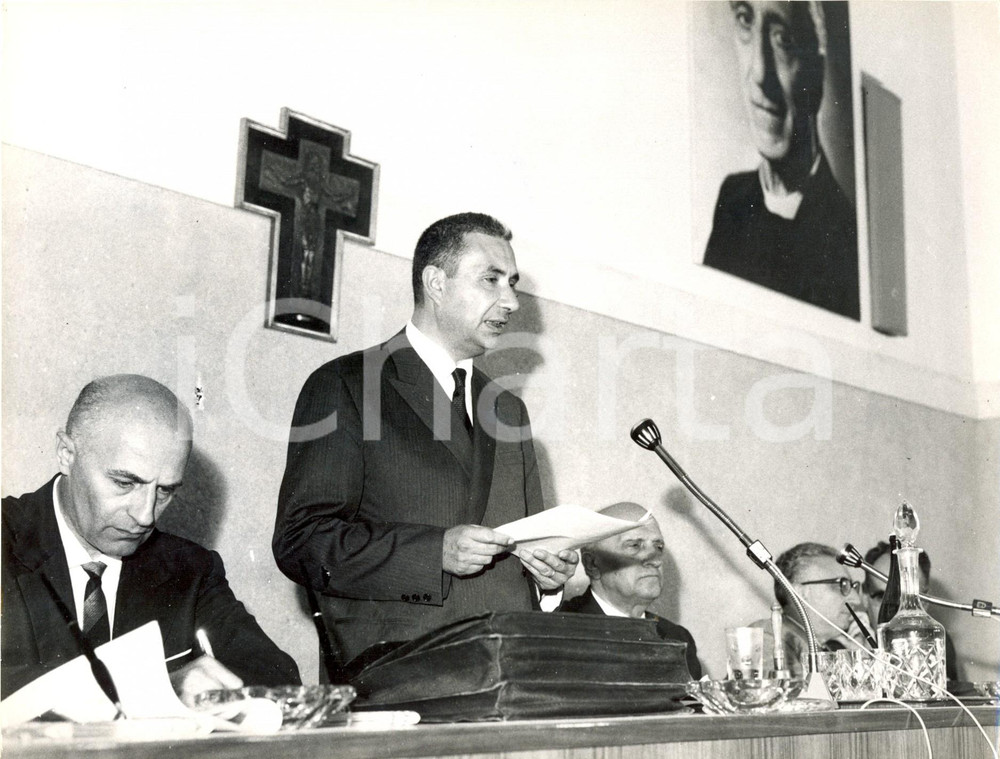 Fotografia d epoca originale 1963 ROMA EUR Consiglio Nazionale DC  Discorso di Aldo MORO Foto 24x18 cm 1