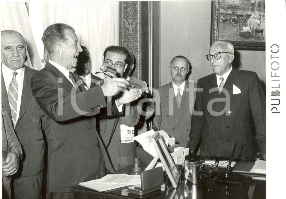 1953 NAPOLI Achille LAURO riceve la chiave d'oro dalla città di Miami *Foto 