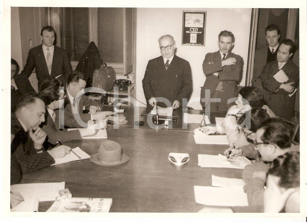 Fotografia d epoca originale 1958 TORINO  FIAT Giulio PASTORE alla conferenza stampa su vertenza CISL Foto 1