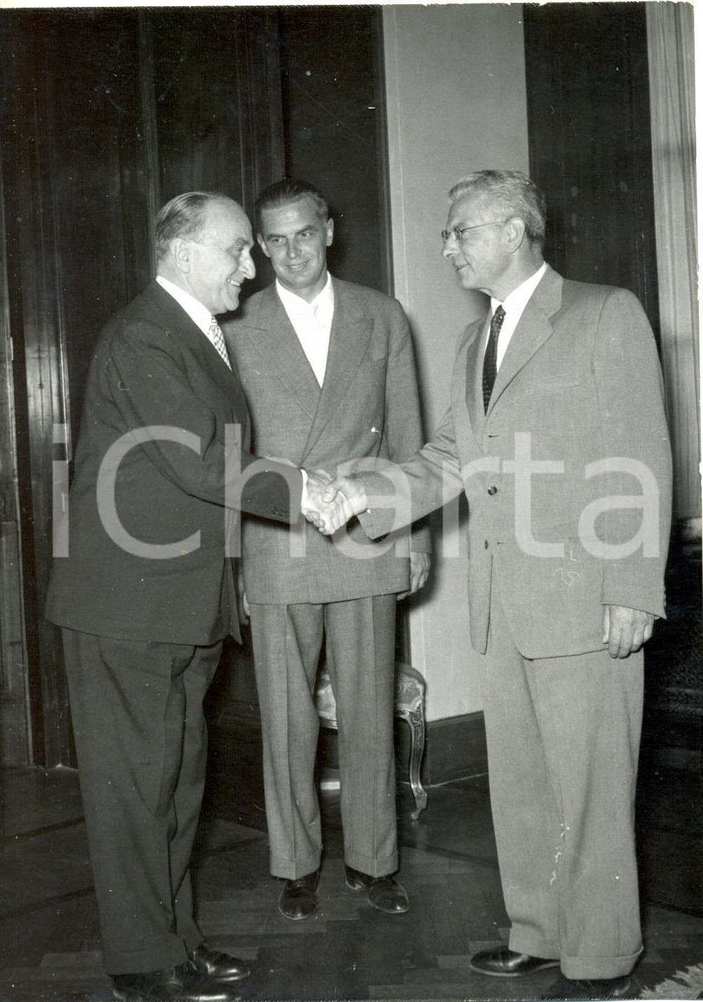 Fotografia d epoca originale 1957 ROMA Cesare MERZAGORA riceve l ambasciatore sovietico Nikolaj KOSYREV 1
