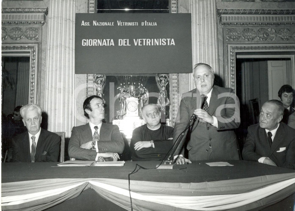 Fotografia d epoca originale 1973 MILANO VILLA REALE  GIORNATA DEL VETRINISTA  Gabriele LANFREDINI Foto 1