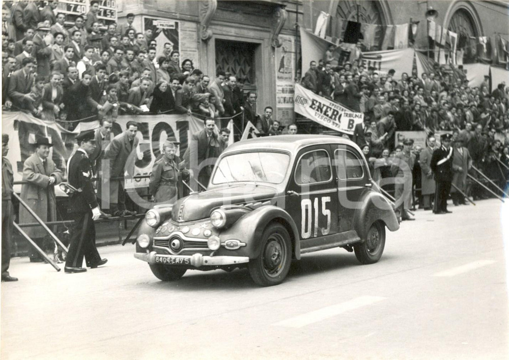 Fotografia d epoca originale 1955 PALERMO  XV GIRO DI SICILIA  RenÃ© COTTON su Dyna Panhard 015 Foto 18x13 1