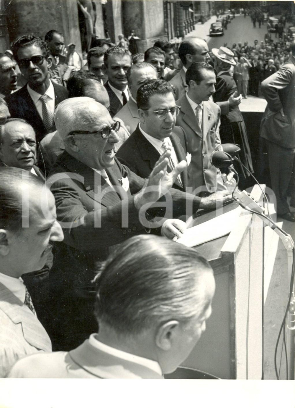 Fotografia d epoca originale 1954 MILANO PIAZZA AFFARI  Partito Popolare Monarchico  Achille LAURO Foto 1