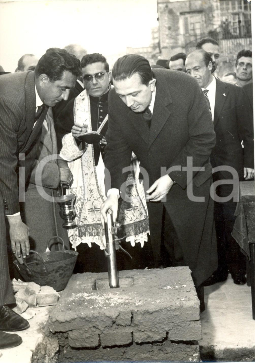 Fotografia d epoca originale 1959 NAPOLI Circolo Posillipo  Giulio ANDREOTTI posa la prima pietra Foto 1