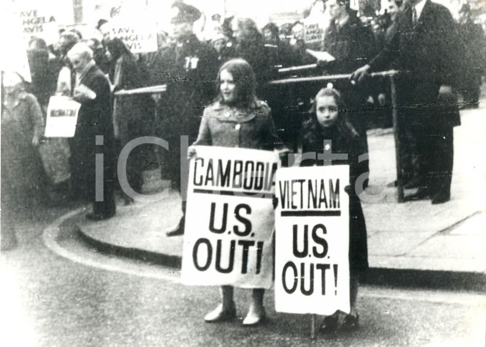Fotografia d epoca originale 1971 LONDON Protesta civile contro la politica estera americana in Indocina 1