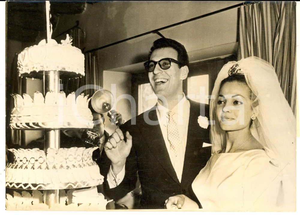 Fotografia d epoca originale 1961 SARAGOZZA Nozze di Carmen SEVILLA  Augusto ALGUERO Foto 18x13 cm 1