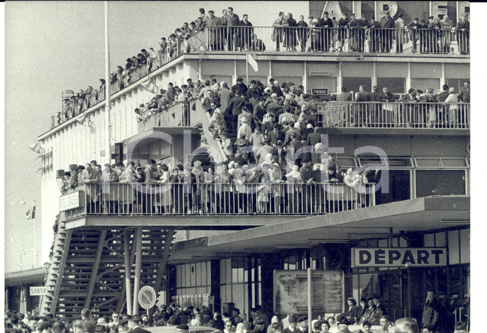 Fotografia d epoca originale 1960 PARIS ORLY Folla numerosa in visita al settore sud Foto 18x13 cm 1