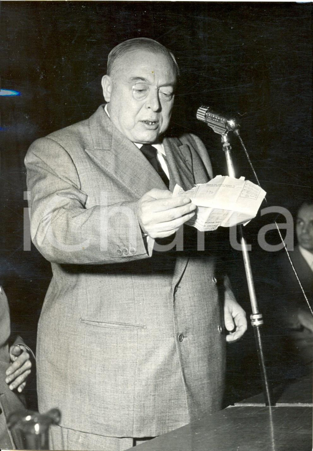 Fotografia d epoca originale 1953 ROMA  Teatro Adriano  Discorso di Guglielmo GIANNINI Foto 13x18 1