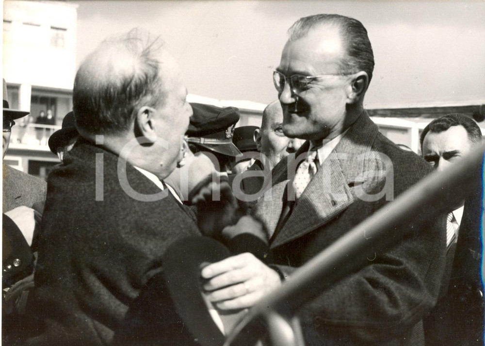 Fotografia d epoca originale 1956 ROMA  Gemellaggio con Parigi  Salvatore REBECCHINI e Jacques FARON Foto 1