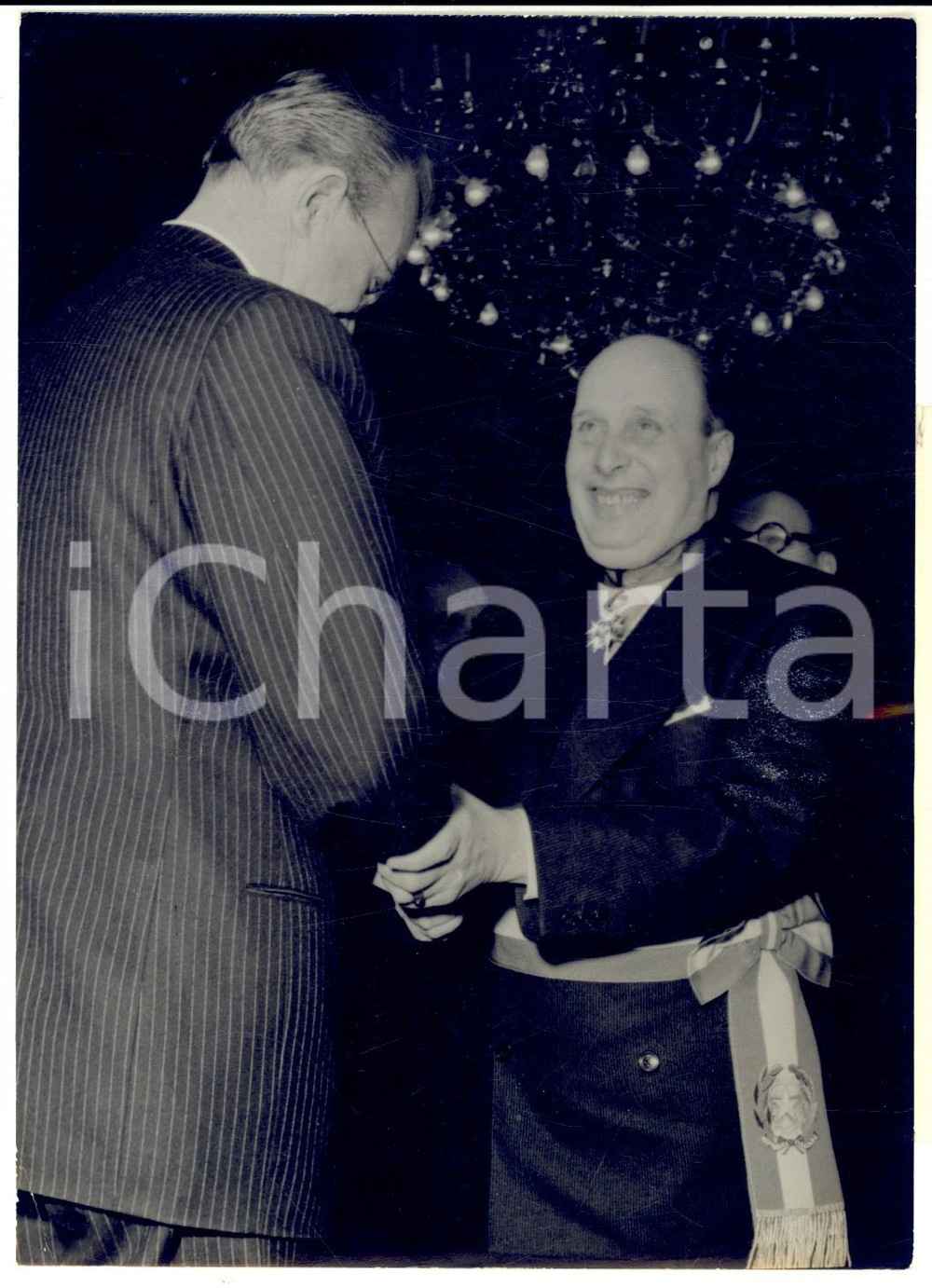 Fotografia d epoca originale 1956 PARIS JumÃ©lage ParisRome  LÃ©gion d Honneur au maire Salvatore REBECCHINI 1