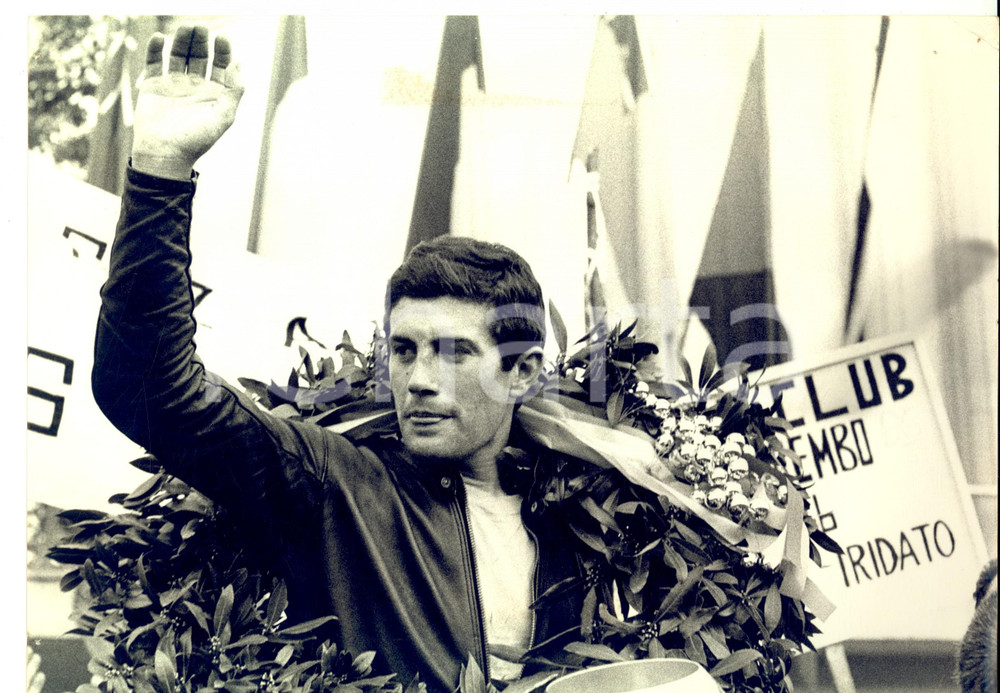 Fotografia d epoca originale 1966 MONZA Gran Premio delle Nazioni  Giacomo AGOSTINI campione MV AGUSTA Foto 1