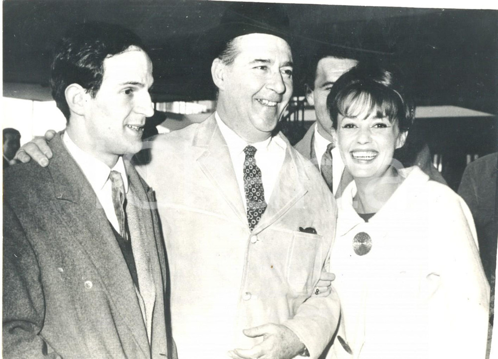 Fotografia d epoca originale 1962 ROMA FIUMICINO FranÃ§ois TRUFFAUT  Roberto ROSSELLINI Jeanne MOREAU Foto 1