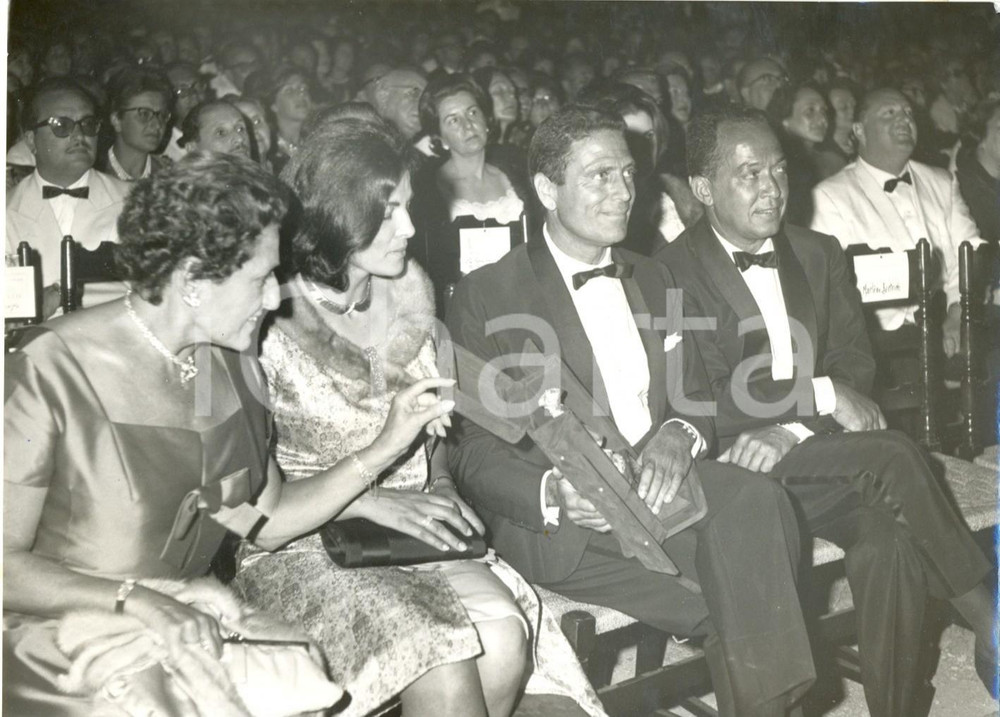 Fotografia d epoca originale 1962 TAORMINA  DAVID DI DONATELLO  Elena VARZI Raf VALLONE Foto 1