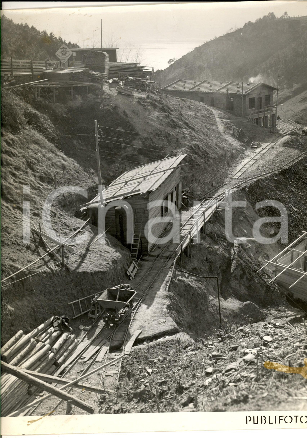 Fotografia d epoca originale 1960 ca LA COLLETTA / GENOVA Cantiere autostrada A10 GENOVASAVONA Foto 22x30 1