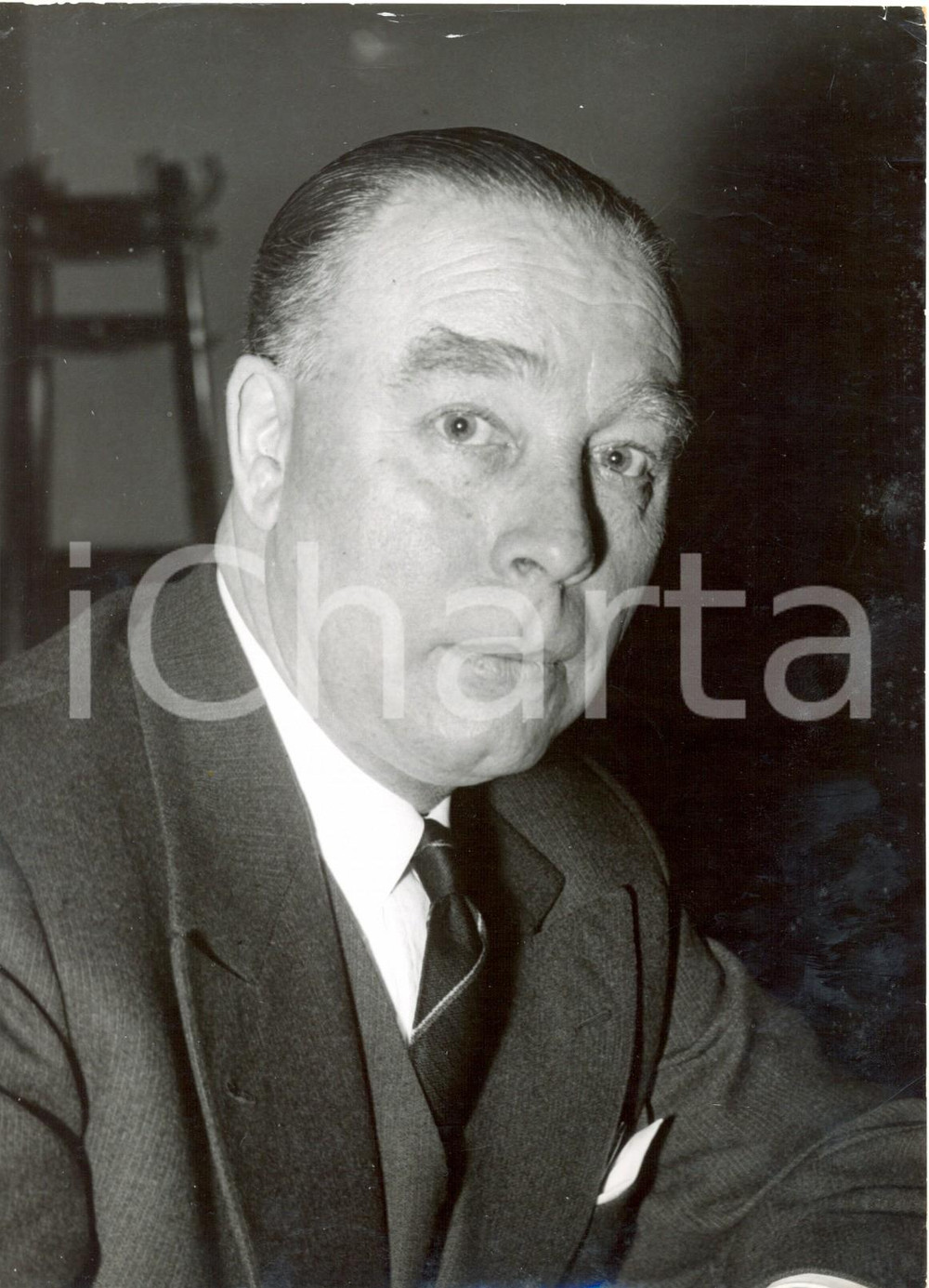 Fotografia d epoca originale 1959 LONDON  Portrait of Ambassador to Jakarta Leslie FRY at Foreign Office 1