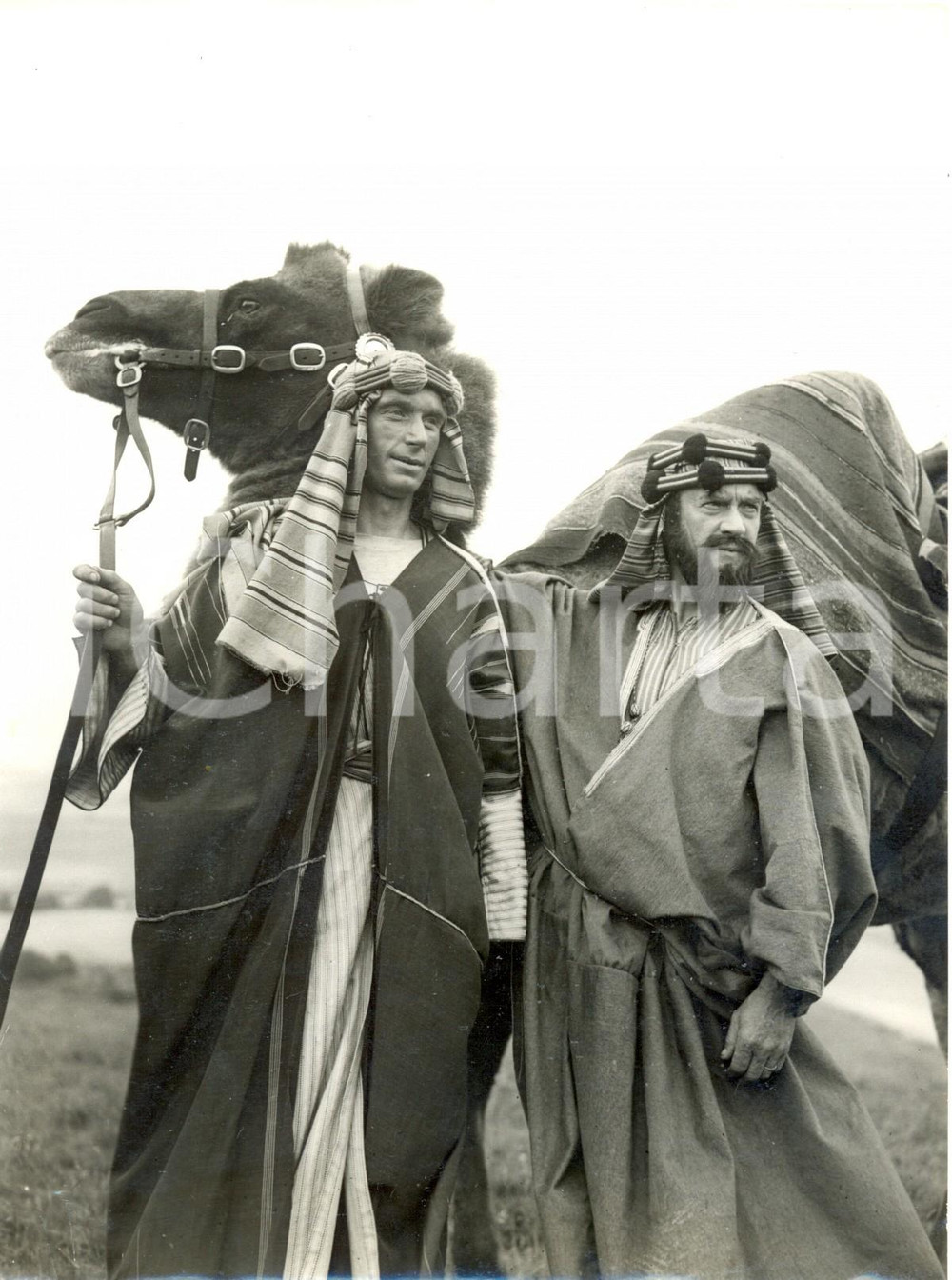 Fotografia d epoca originale 1953 WHIPSNADE ZOO  Desert adventure  Gerry STANBRIDGE Albert COLE Photo 1