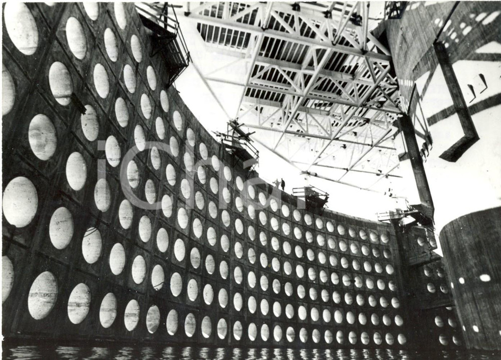 Fotografia d epoca originale 1973 BARTLESVILLE  Phillips Petroleum  Impianto Ekofish Uno in costruzione 1