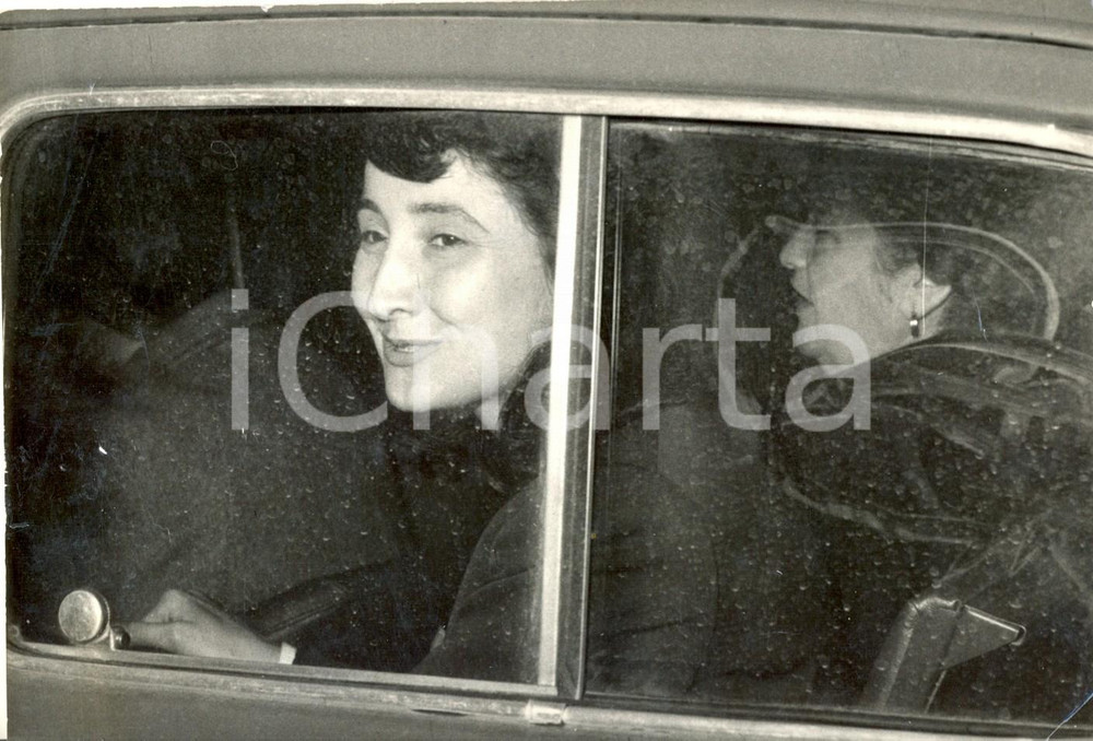 Fotografia d epoca originale 1954 ROMA Anna Maria MONETA CAGLIO e Adelmina MARRI al processo a Silvano MUTO 1