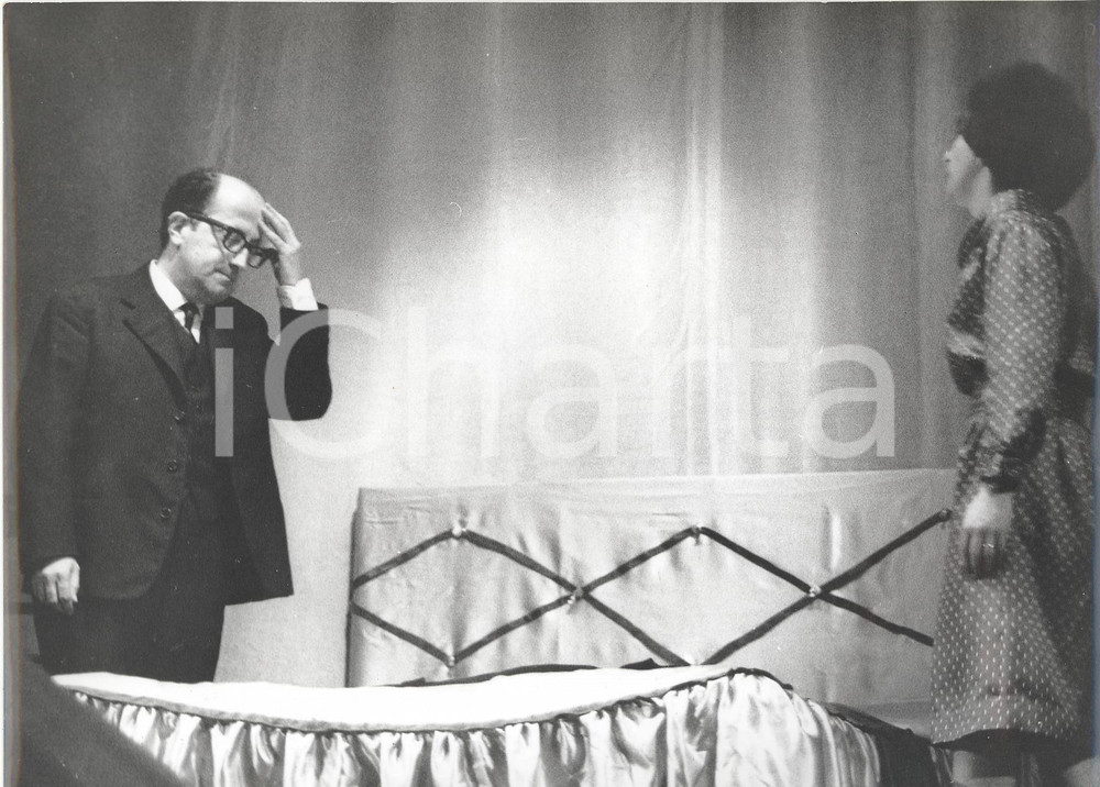 Fotografia d epoca originale 1965 GENOVA TEATRO L inquisizione di Diego FABBRI Foto di scena 24x18 1