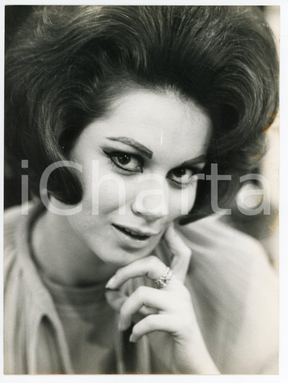 Fotografia d epoca originale 1966 MILANO Ritratto della diva hollywoodiana Gianna SERRA Foto 18x24 cm 1