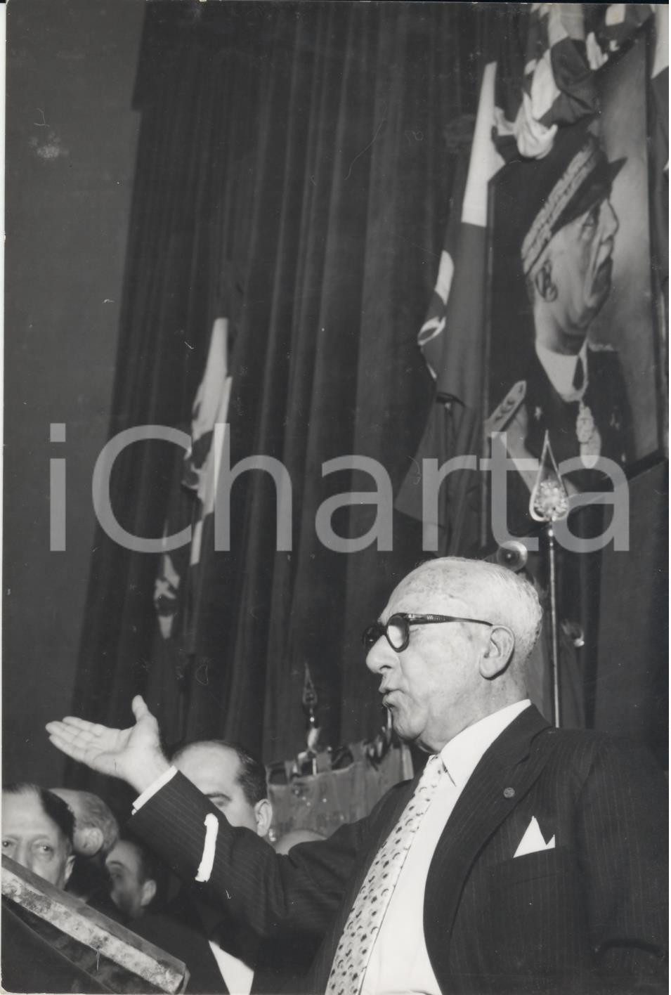 Fotografia d epoca originale 1958 MILANO Teatro Dal Verme  PARTITO POPOLARE MONARCHICO Achille LAURO Foto 1