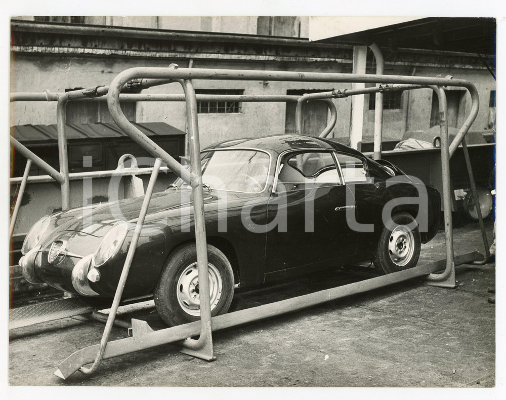 Fotografia d epoca originale 1958 GENOVA Imbarco FIAT ABARTH 750 ZAGATO su nave cargo Star Mariner Foto 1
