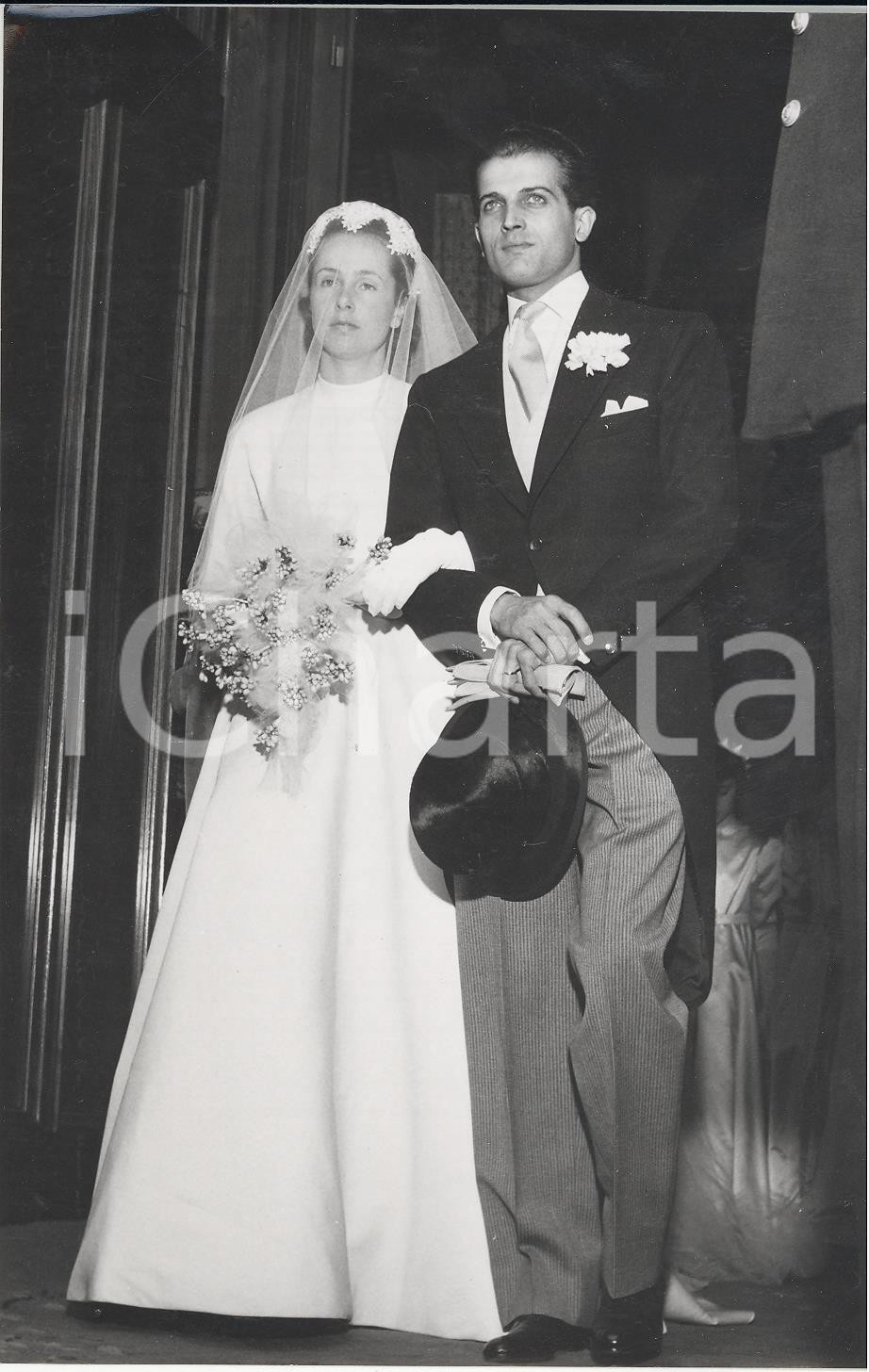 Fotografia d epoca originale 1953 MILANO SAN BABILA Matrimonio di Giulia Maria CRESPI Marco PARAVICINI Foto 1