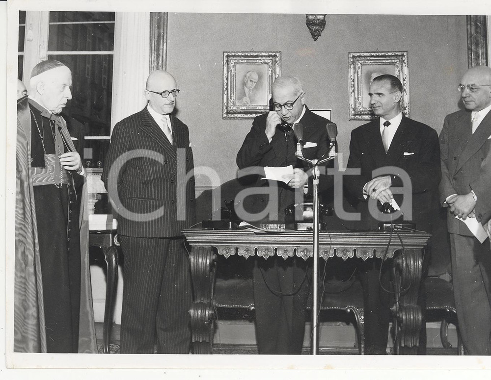 Fotografia d epoca originale 1959 TORINO Prima telefonata Amedeo PEYRON Giuseppe SPATARO alla città di Milano 1