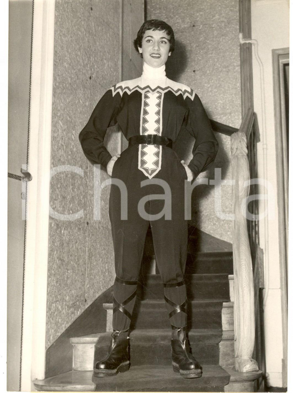 Fotografia d epoca originale 1954 PARIS MODE AndrÃ© LEDOUX  Ensemble de ski IGOR en gabardine Photo 12x17 cm 1