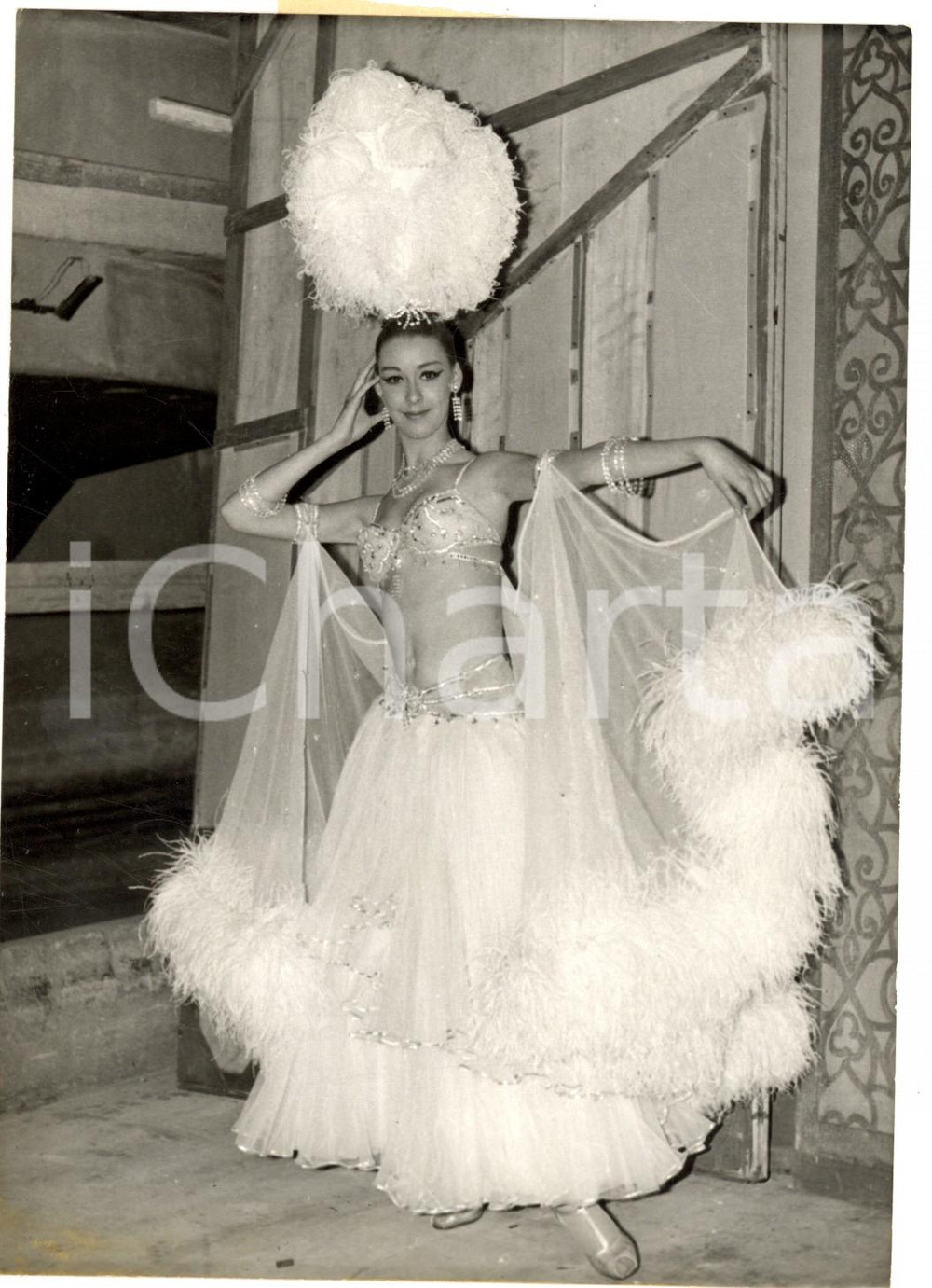 Fotografia d epoca originale 1962 PARIS Ballerina Sandra ADAMSON si esibisce a 16 anni al LIDO Foto 13x18 1