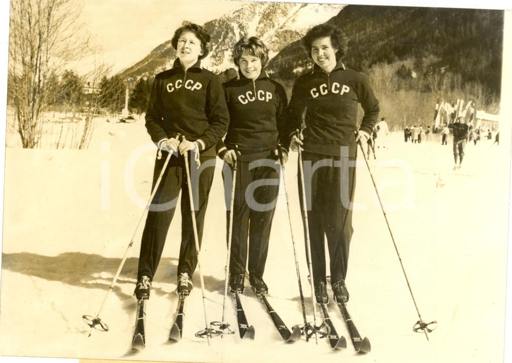 Fotografia d epoca originale 1960 CHAMONIX  I Universiade Invernale  Squadra femminile URSS di sci Foto 1