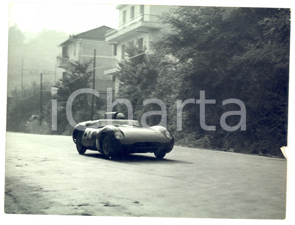 Fotografia d epoca originale 1955 ca ITALIA AUTOMOBILISMO Una vettura in corsa Foto ARTISTICA 24x18 cm 1