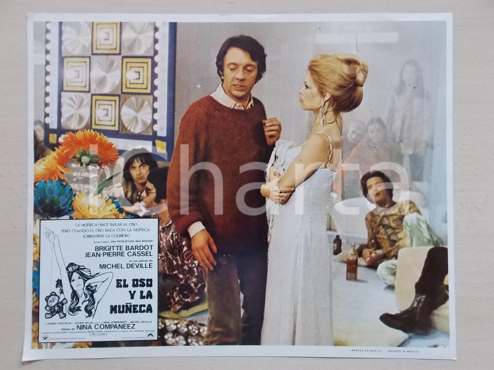Materiale cinematografico d’epoca 1970 L OURS ET LA POUPÃ‰E Brigitte BARDOT JeanPierre CASSEL at party Lobby card 1