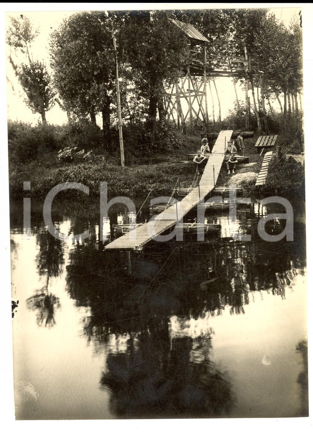 Fotografia d epoca originale 1920 ca FIUME TICINO  GENIO Zappatori  Costruzione ponte di barche Foto 13x18 1