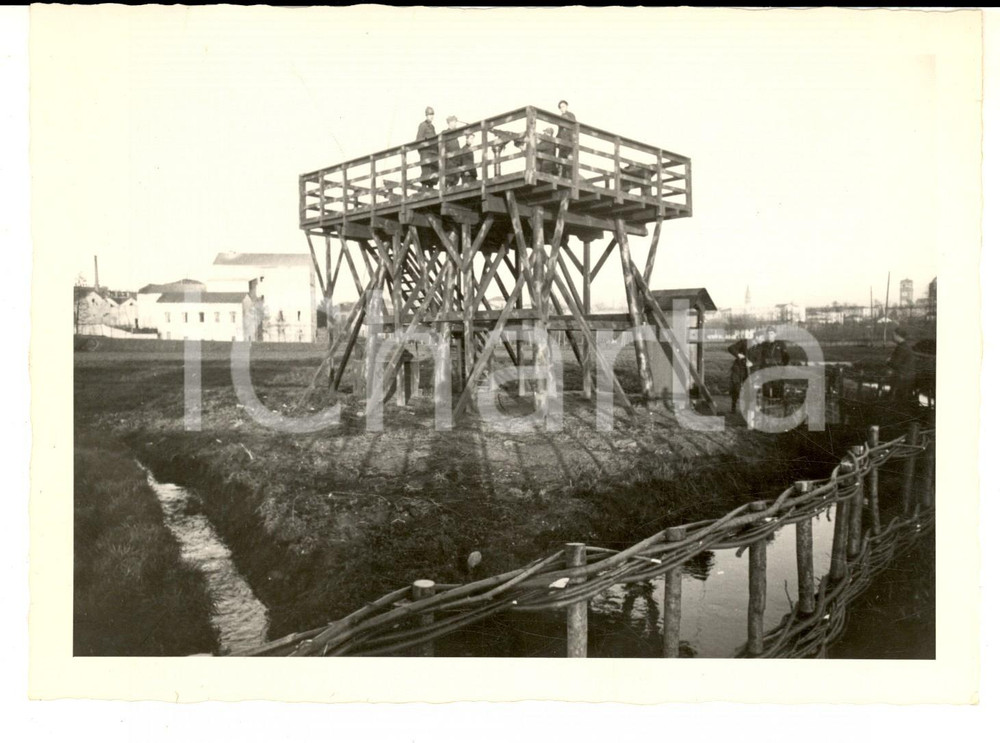Fotografia d epoca originale 1944 RSI PAVIA TICINELLO Postazione contraerea  Punto di osservazione Foto 1