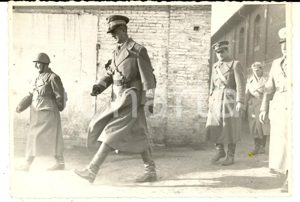 Fotografia d epoca originale 1940 VIAREGGIO Arrivo di Rodolfo GRAZIANI tra i suoi ufficiali  Foto cartolina 1