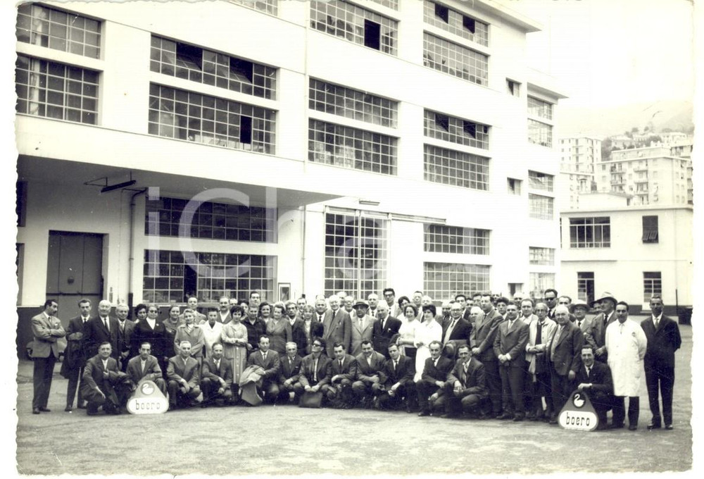 Fotografia d epoca originale 1961 GENOVA Ritratto dei dipendenti della ditta BOERO  Fotografia 14x10 cm 1