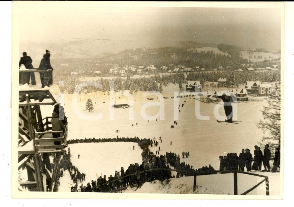 Fotografia d epoca originale 1950 ca ZAKOPANE POLAND Una gara di salto con gli sci  Fotografia 18x13 cm 1