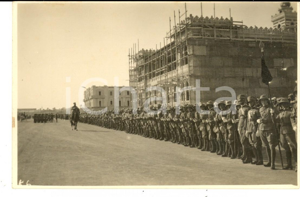 Fotografia d epoca originale 1926 TRIPOLI Truppe coloniali attendono l arrivo di Mussolini Foto cartolina 1