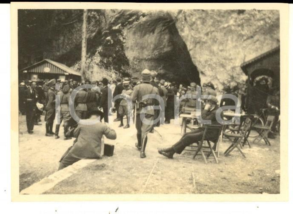 Fotografia d epoca originale 1920 ca AREA DI GORIZIA ? Preparativi per cerimonia militare Foto 9x6 cm 1