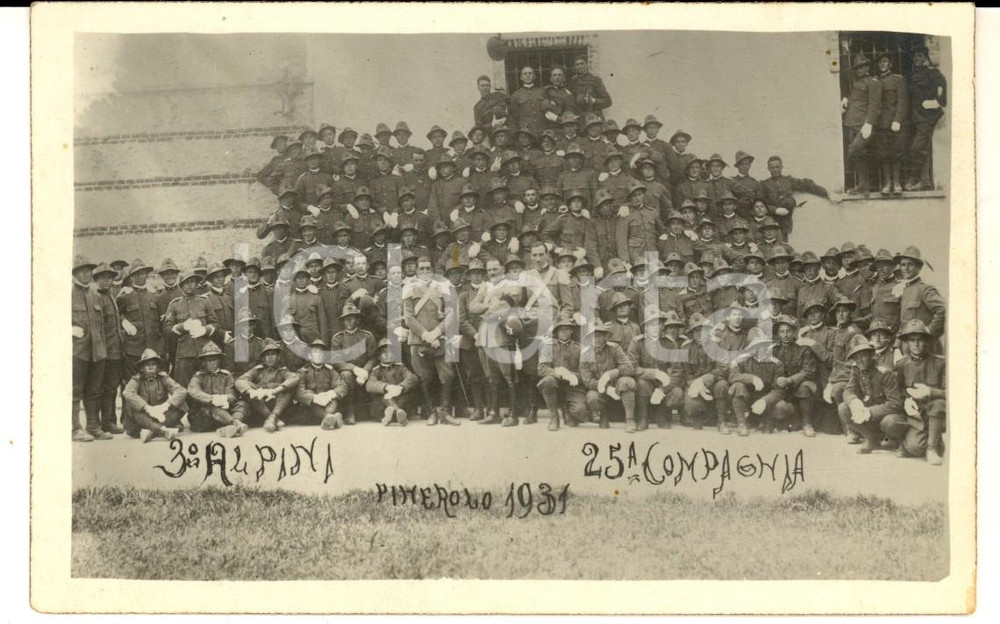 Fotografia d epoca originale 1931 PINEROLO Ritratto 3Â° Reggimento Alpini  25 Compagnia  Foto cartolina 1