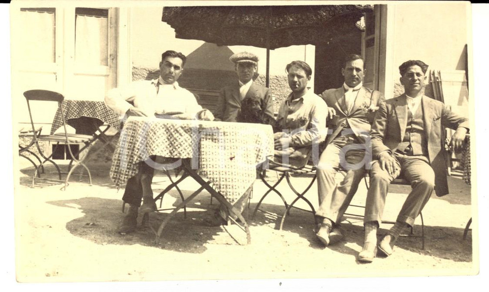 Fotografia d epoca originale 1926 PASSO DELLO STELVIO Un gruppo di escursionisti al bar  Foto VINTAGE 14x8 1