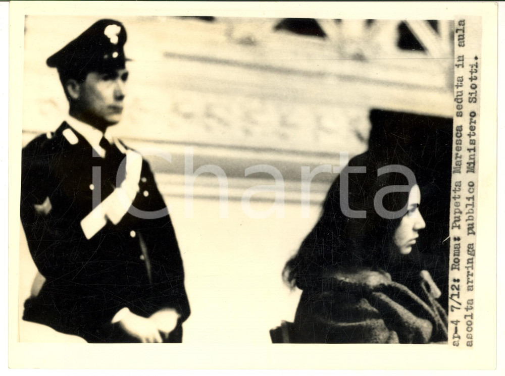 Fotografia d epoca originale 1959 NAPOLI Processo a Pupetta MARESCA  L imputata in aula Foto DANNEGGIATA 1
