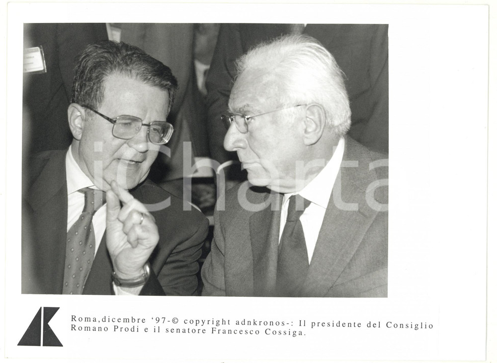 Fotografia d epoca originale 1997 ROMA Romano PRODI e Francesco COSSIGA nel corso di una conversazione Foto 1
